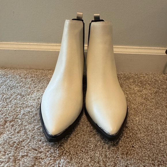 BRAND NEW!! Marc Fisher LTD Booties in white. - Picture 2 of 6